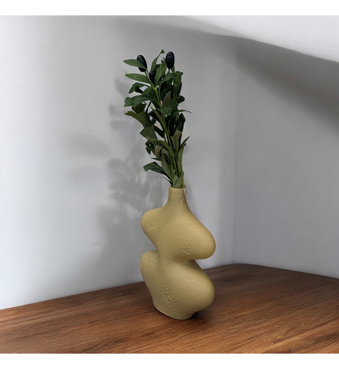 فازه سيرميك تصميم كلاسيك بيج 26×2×2سم 