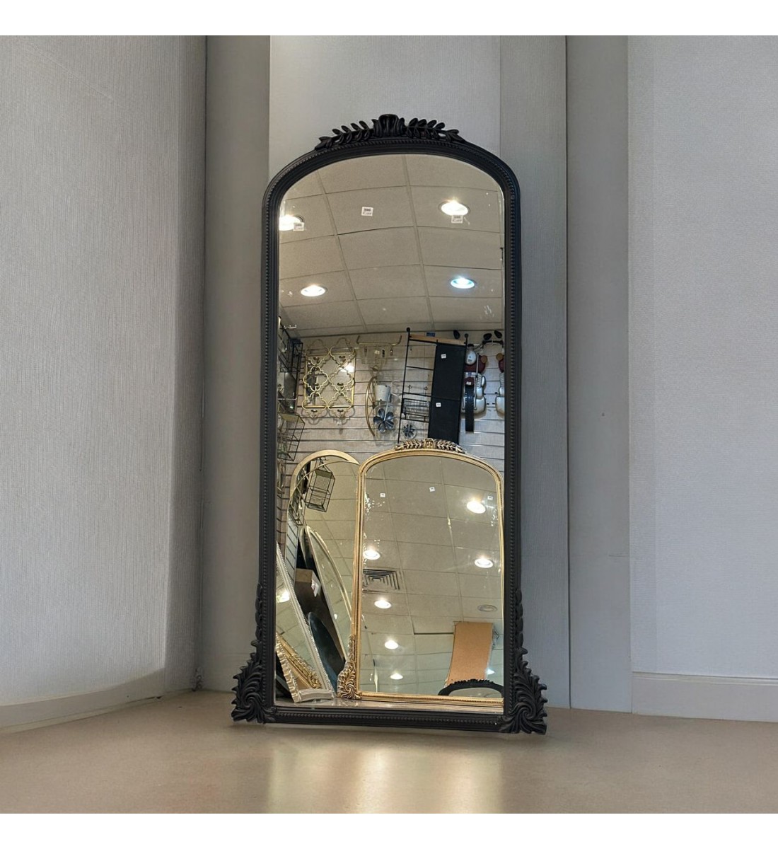 Floor mirrors with black wood frame 1.10 x 2.25 cm