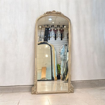 مرايا ارضيه باستناد اطار خشب ذهبي مطفي1.10×2.25سم 