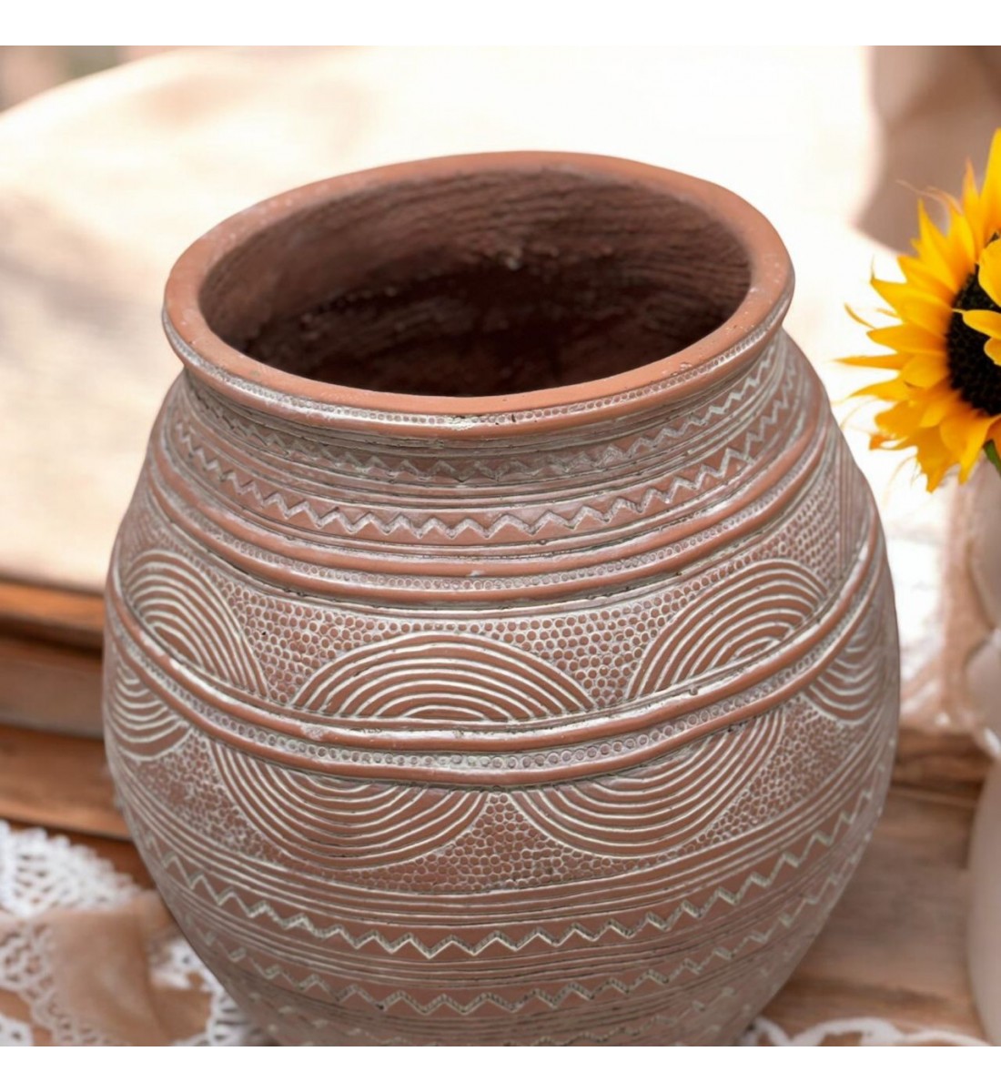 فازه سيرميك تصميم كلاسيك برتقالي 33×22×22سم فازه سيرميك تصميم كلاسيك برتقالي 33×22×22سم