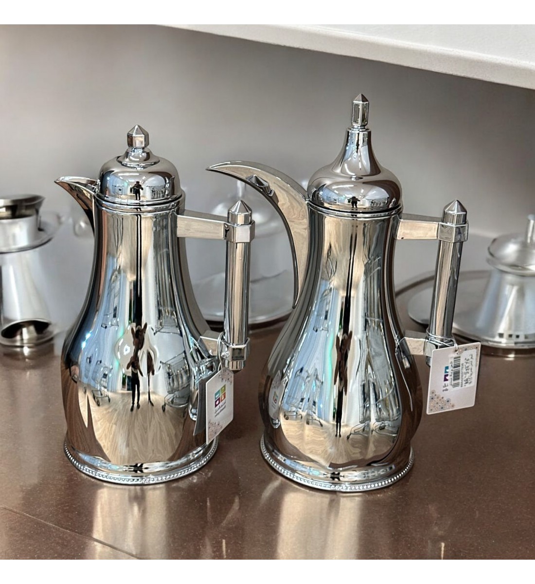 طقم ترمس شاهي وقهوه فضي ممسك فضي 