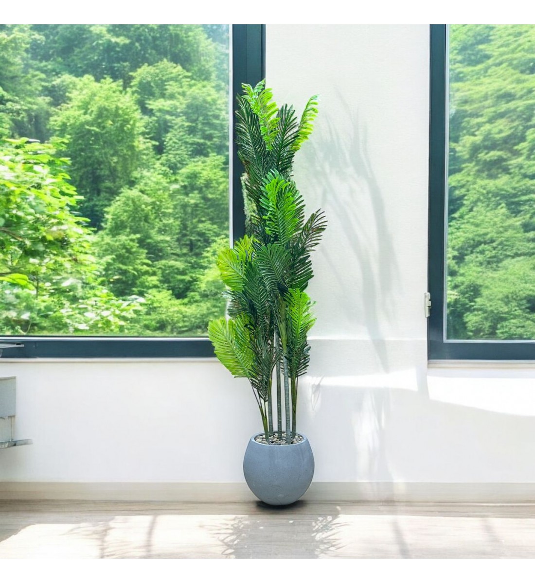 شجرة تزين اوراق النخيل مركن رصاصي ارتفاع 220سم تقريبا شجرة تزين اوراق النخيل مركن رصاصي ارتفاع 220سم تقريبا