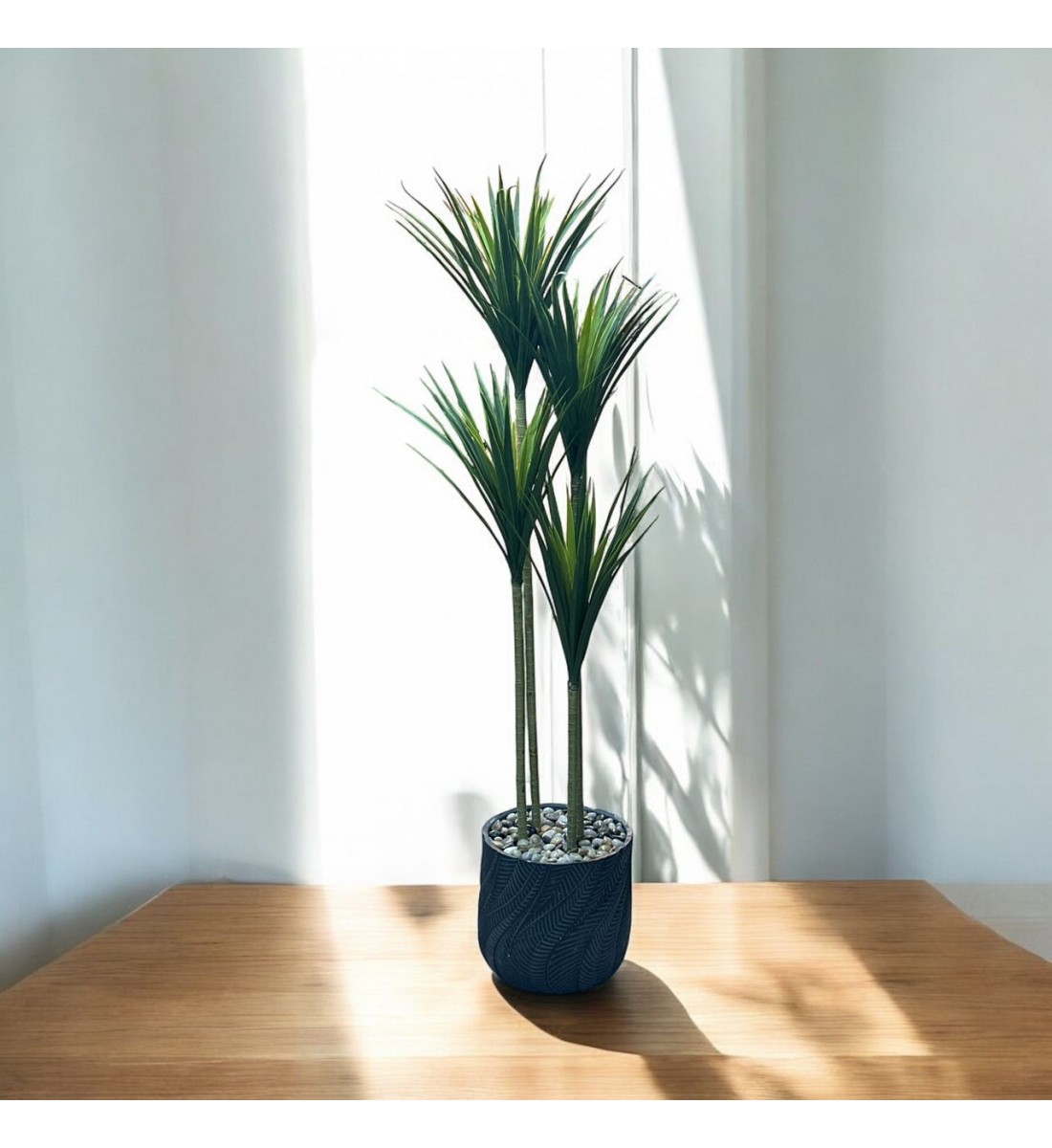 شجرة تزين اوراق النخيل مركن رمادي ارتفاع 170سم تقريبا شجرة تزين اوراق النخيل مركن رمادي ارتفاع 170سم تقريبا