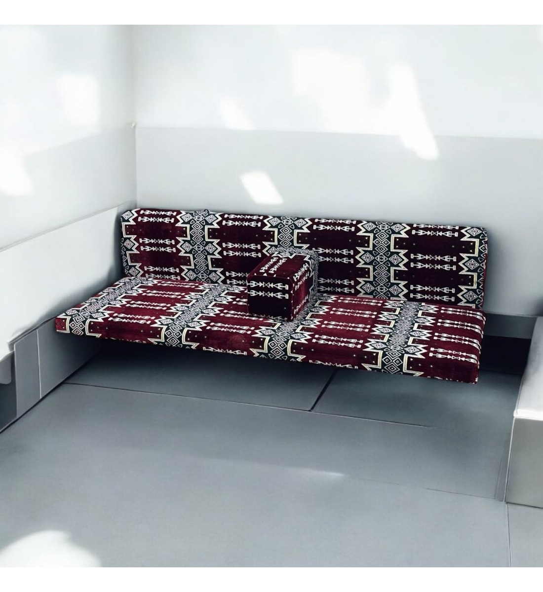 طقم جلسة ارضية خارجية 3قطع متعدد الالوان طقم جلسة ارضية خارجية 3قطع متعدد الالوان