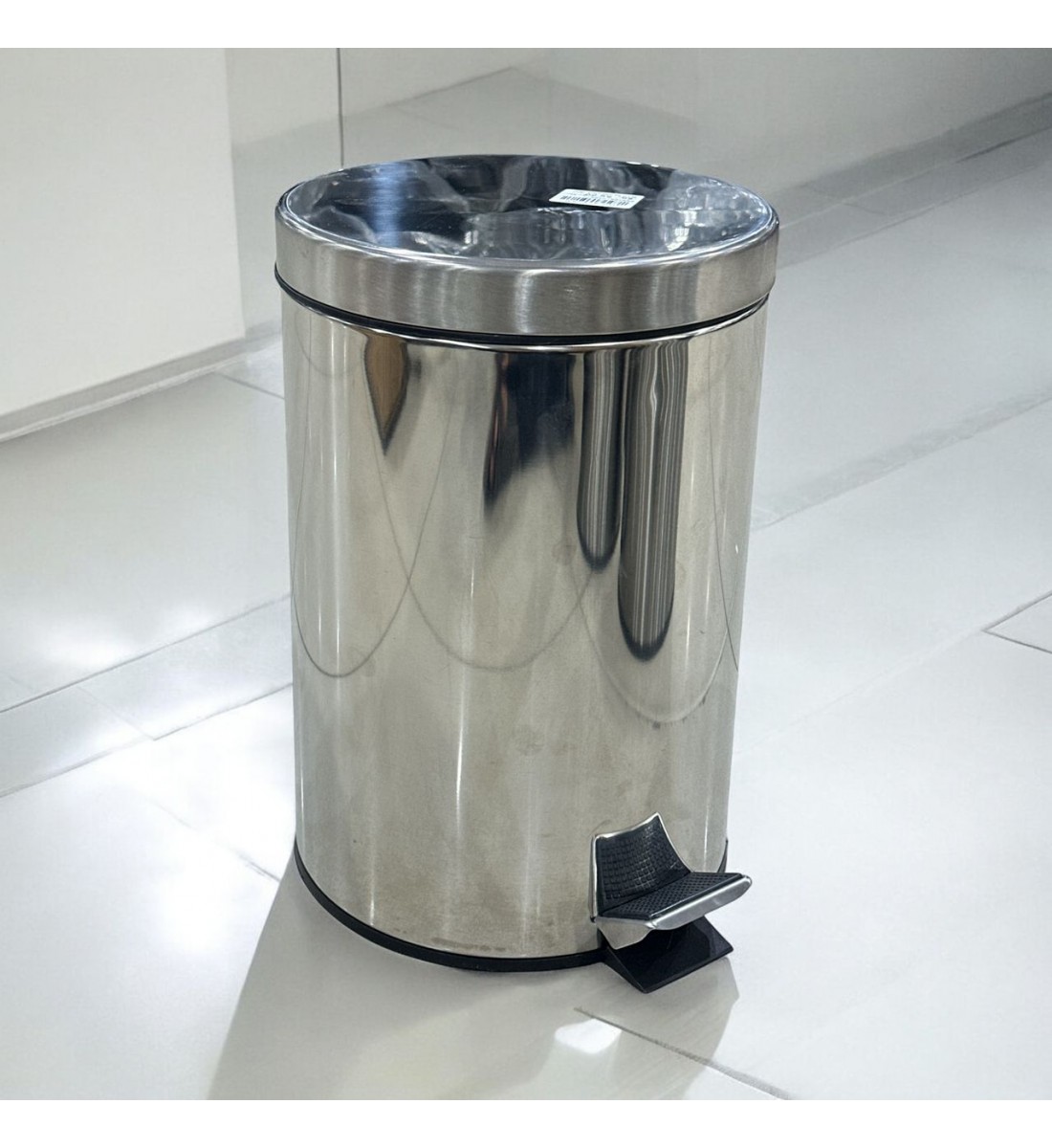 Trash pail - steel with pedal, 8 liters