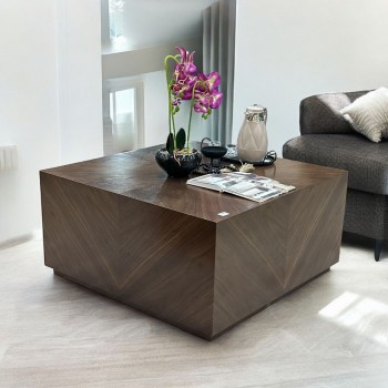 طاولة قهوة بتصميم إيطالي قشور الجوز  100×100×50سم (المنتج تفصيل )