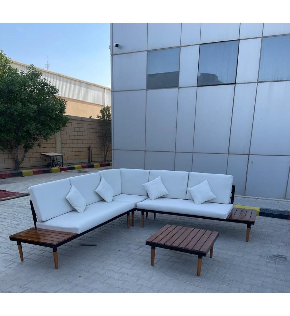 طقم جلسه خارجيه حديد ،5 أشخاص مع مسند للظهر زاوية حرف L+طاولة قهوة طقم جلسه خارجيه حديد ،5 أشخاص مع مسند للظهر زاوية حرف L+طاولة قهوة