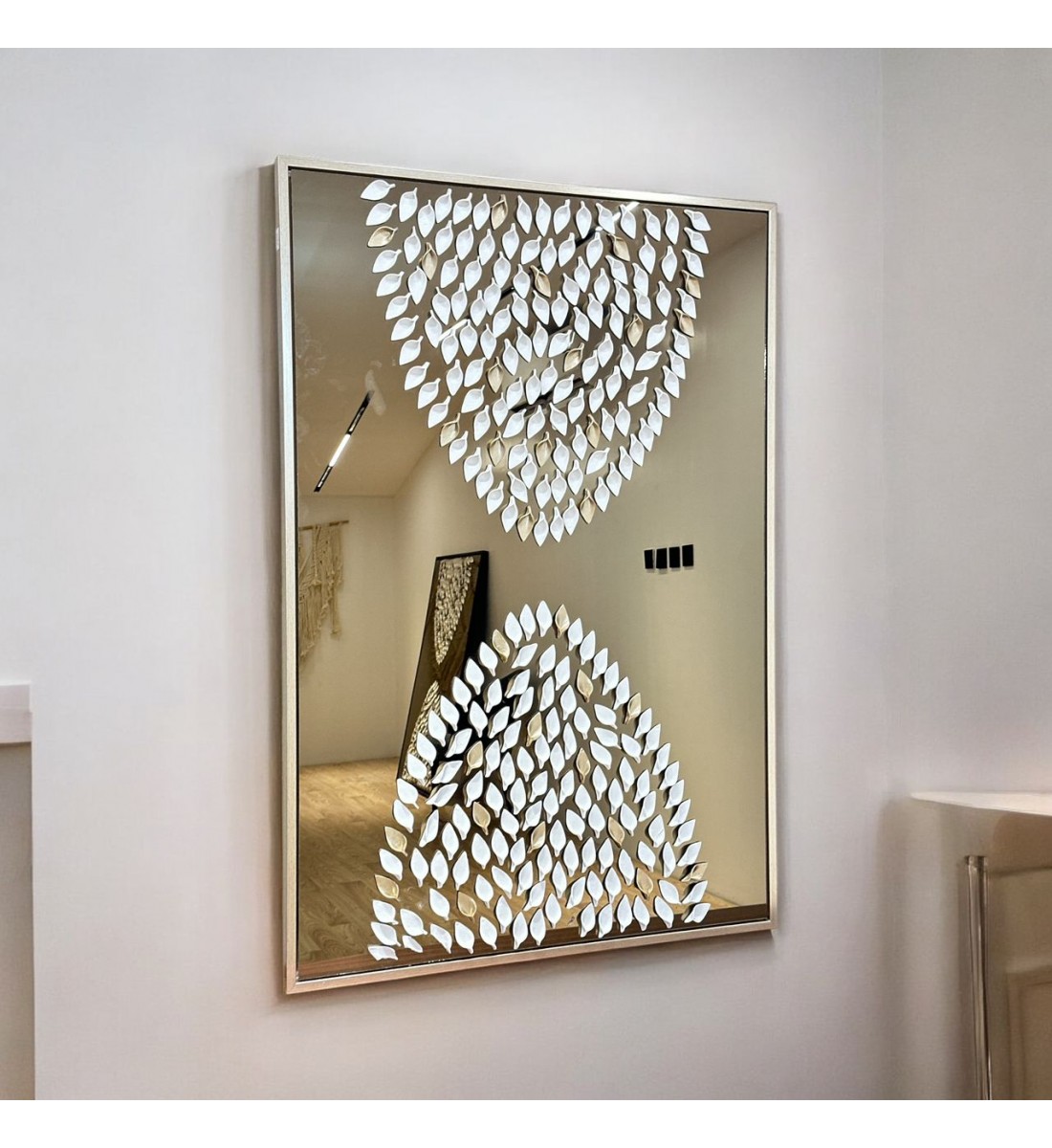 Tableau miroir en plâtre noir avec cadre en bois champagne, 150 x 100 cm
