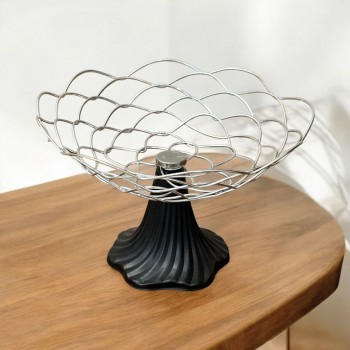 سلال فواكه معدني فضي قاعدة اسود 19×19×12سم 