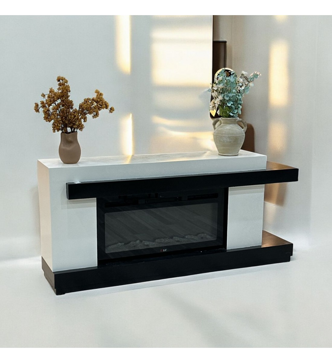 Chauffage plasma électrique au design élégant et moderne, chêne, coloris noir et beige, dimensions 180 x 80 x 40 cm