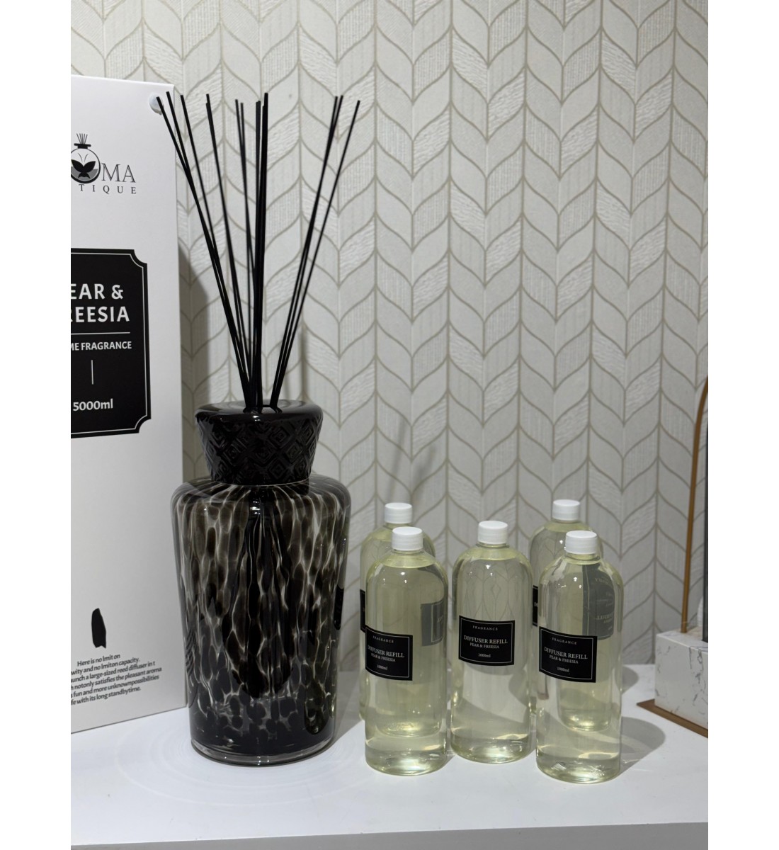 فواحه عطرية مع عيدان زجاج 5000مل برائحه ( FRAGRANCE)HOME FRAGRANCE فواحه عطرية مع عيدان زجاج 5000مل برائحه ( FRAGRANCE)HOME FRAGRANCE