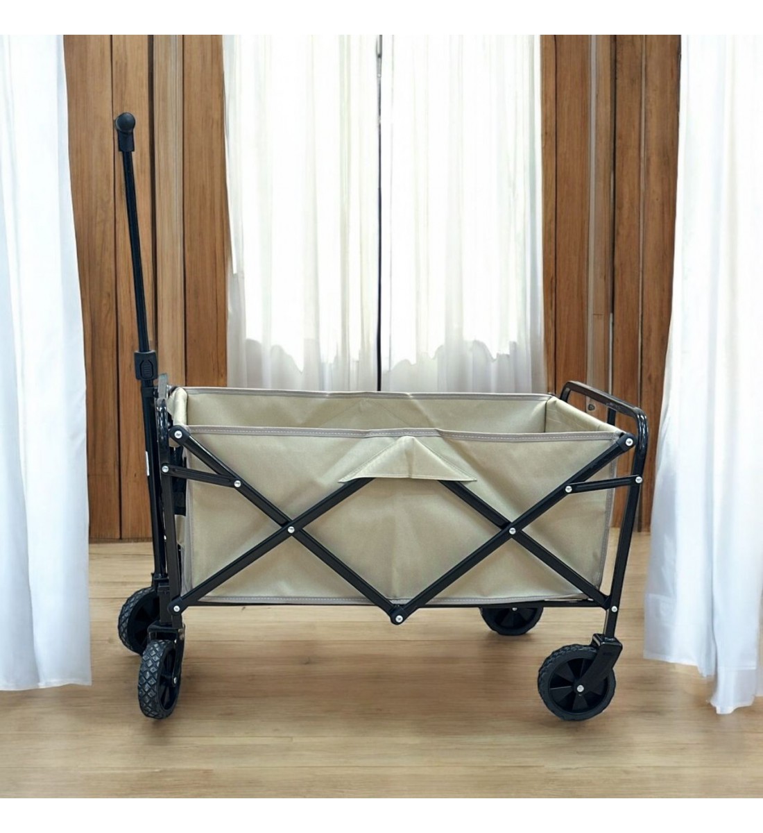 عربة مناسبة للتزه والحدائق قابلة للطي لون بيج عربة مناسبة للتزه والحدائق قابلة للطي لون بيج