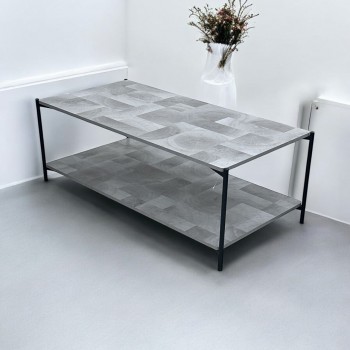 طاولة مجلس بسطحين خشب رمادي  وبقواعد حديد