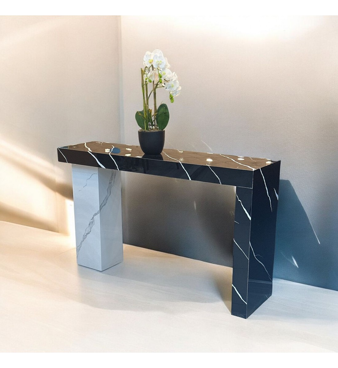 طاولة مدخل كونسول بديل الرخام تصميم أنيق لون أبيض وأسود