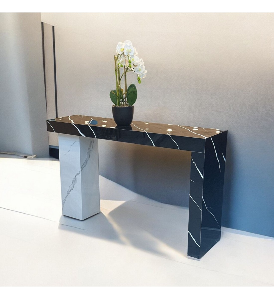 طاولة مدخل كونسول بديل الرخام تصميم أنيق لون أبيض وأسود