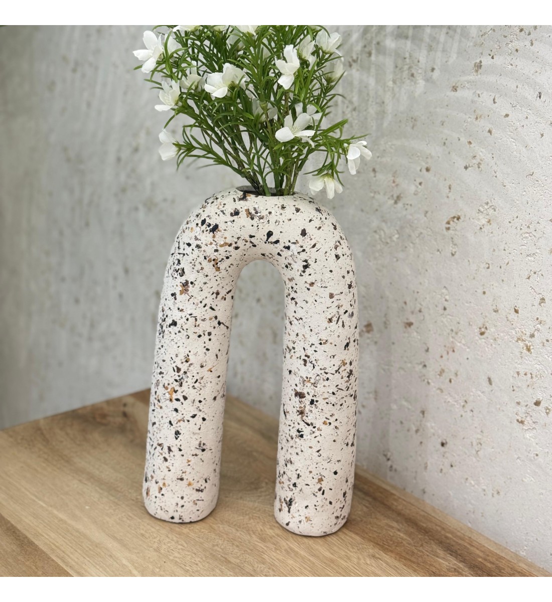 فازة سيراميك 30×12×5سم فازة سيراميك 30×12×5سم