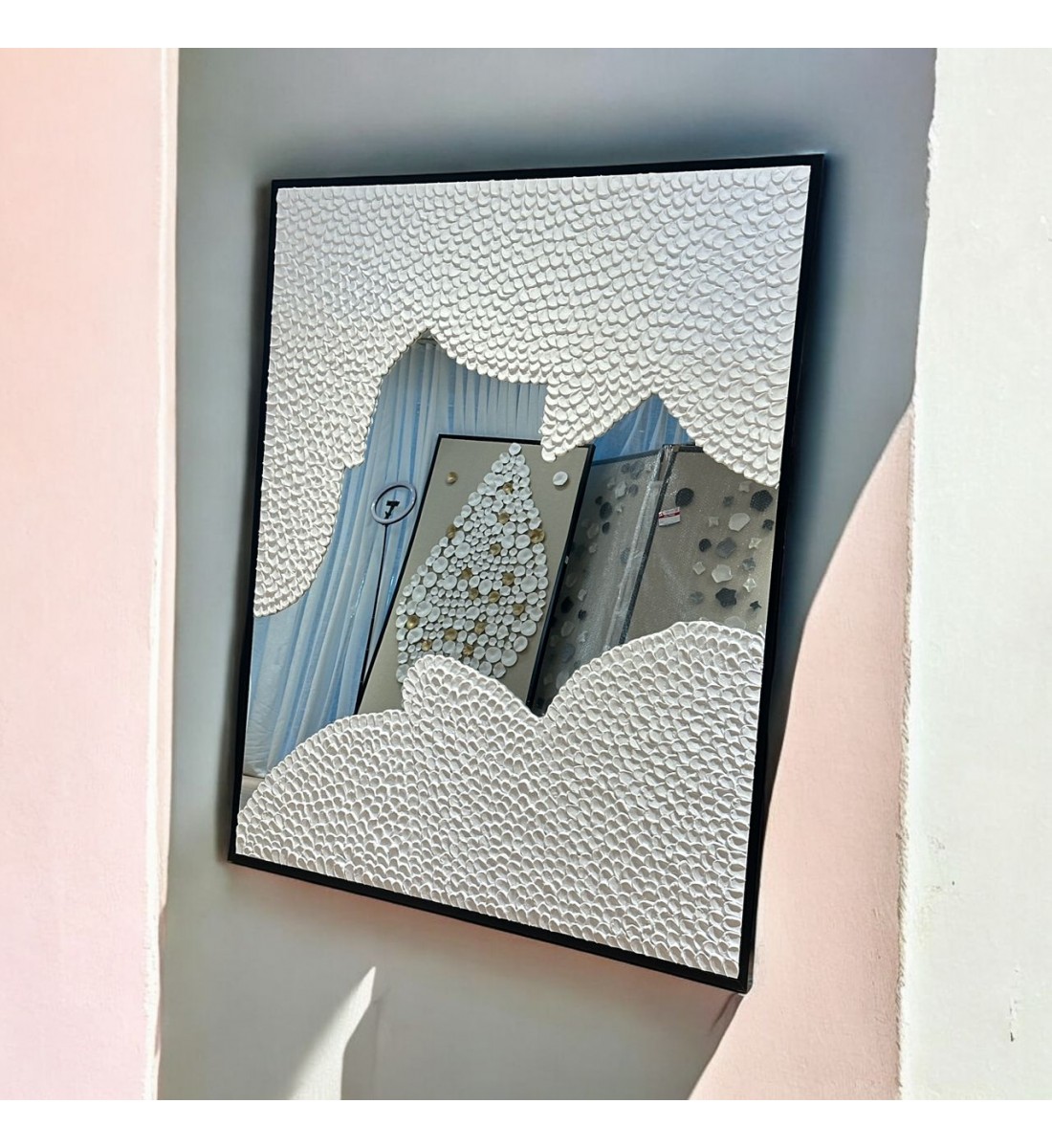 مراة جبسية باطار خشبي اسود 120×150سم (المنتج تفصيل ) مراة جبسية باطار خشبي اسود 120×150سم (المنتج تفصيل )