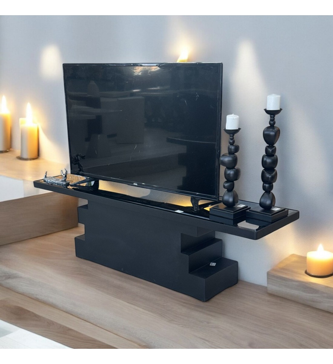 طاولة بلازما تصميم هندسي رائع لون اسود  160×40×45سم سم 