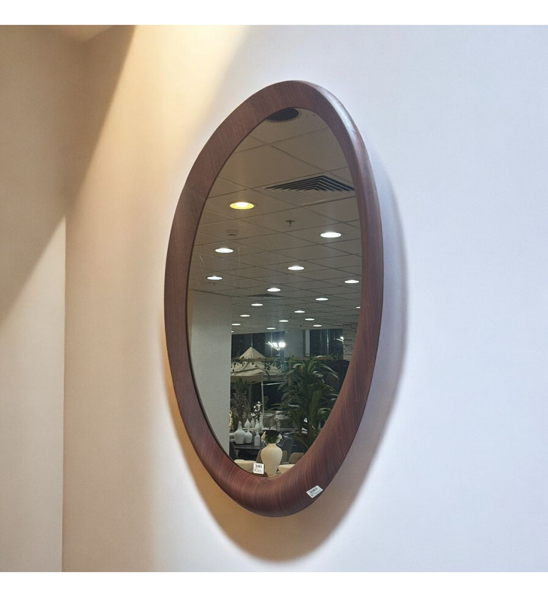 مرآة بيضاوية بإطار خشب صلب لون بني غامق 120×80سم (منتج تفصيل )