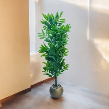 شجرة باللون الاخضر صناعية  مركن ذهبي 140سم 