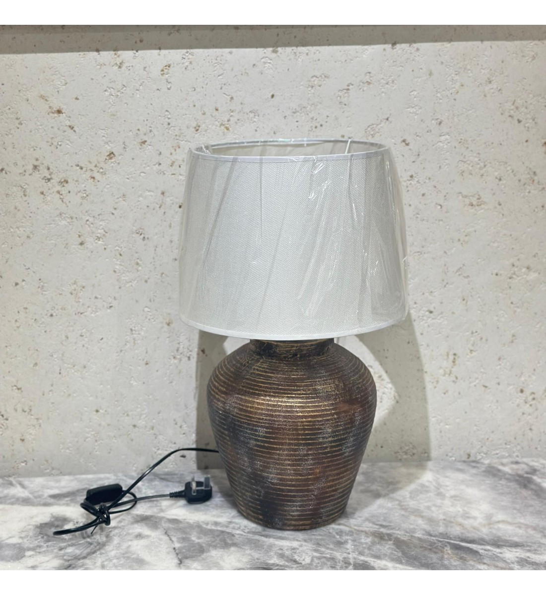 Lampshade with an elegant and distinctive design, 60 cm