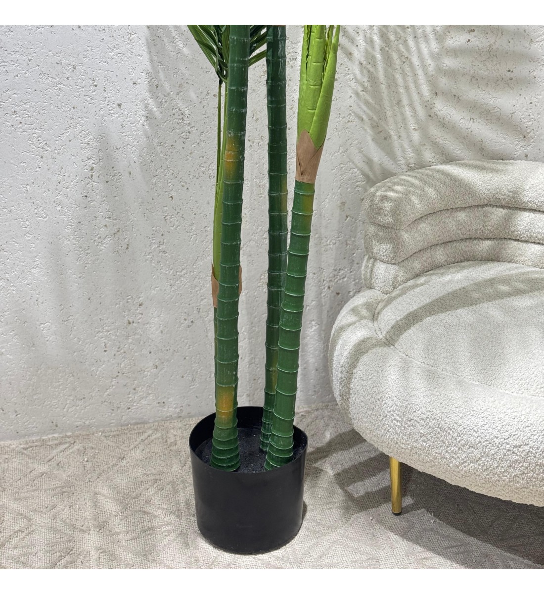 Artificial decorative tree with 2.5cm stand