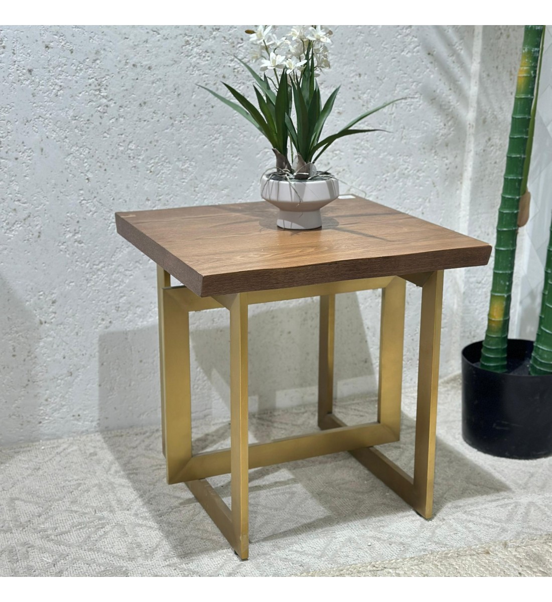Single Gold Wood Steel Service Table 55x55x55cm