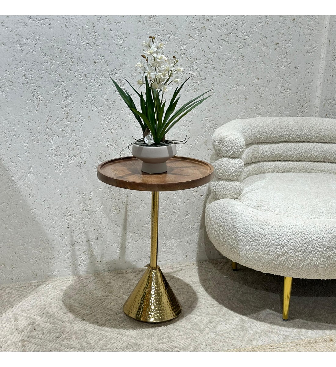 Pedestal side table with light brown wooden top 55x40x40cm