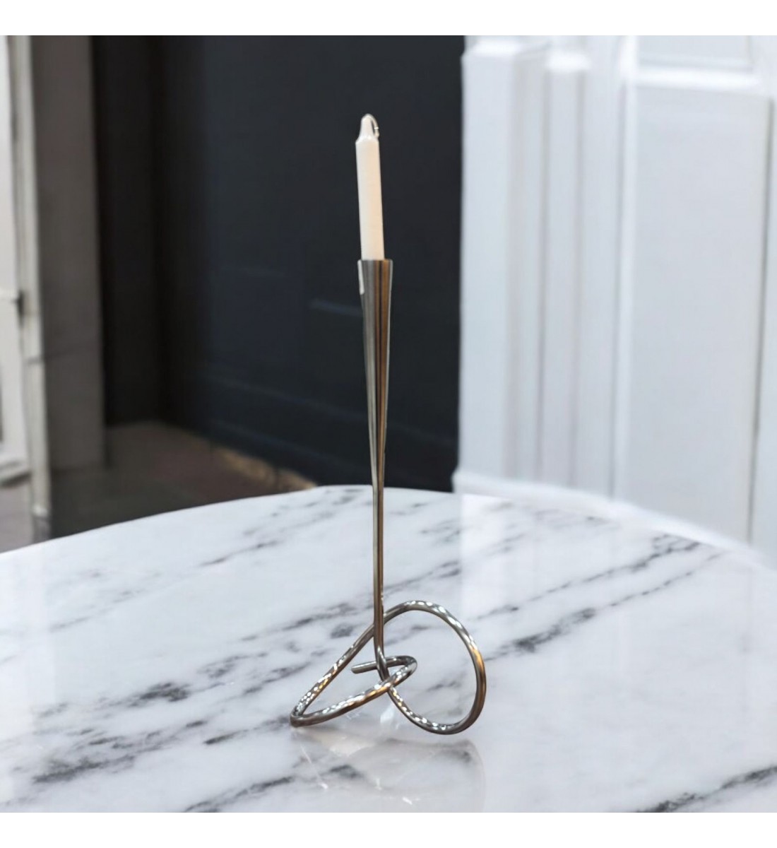 Elegant and luxurious candle holder - 41 cm - silver