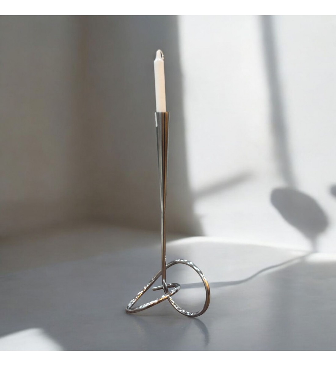 Elegant and luxurious candle holder - 41 cm - silver