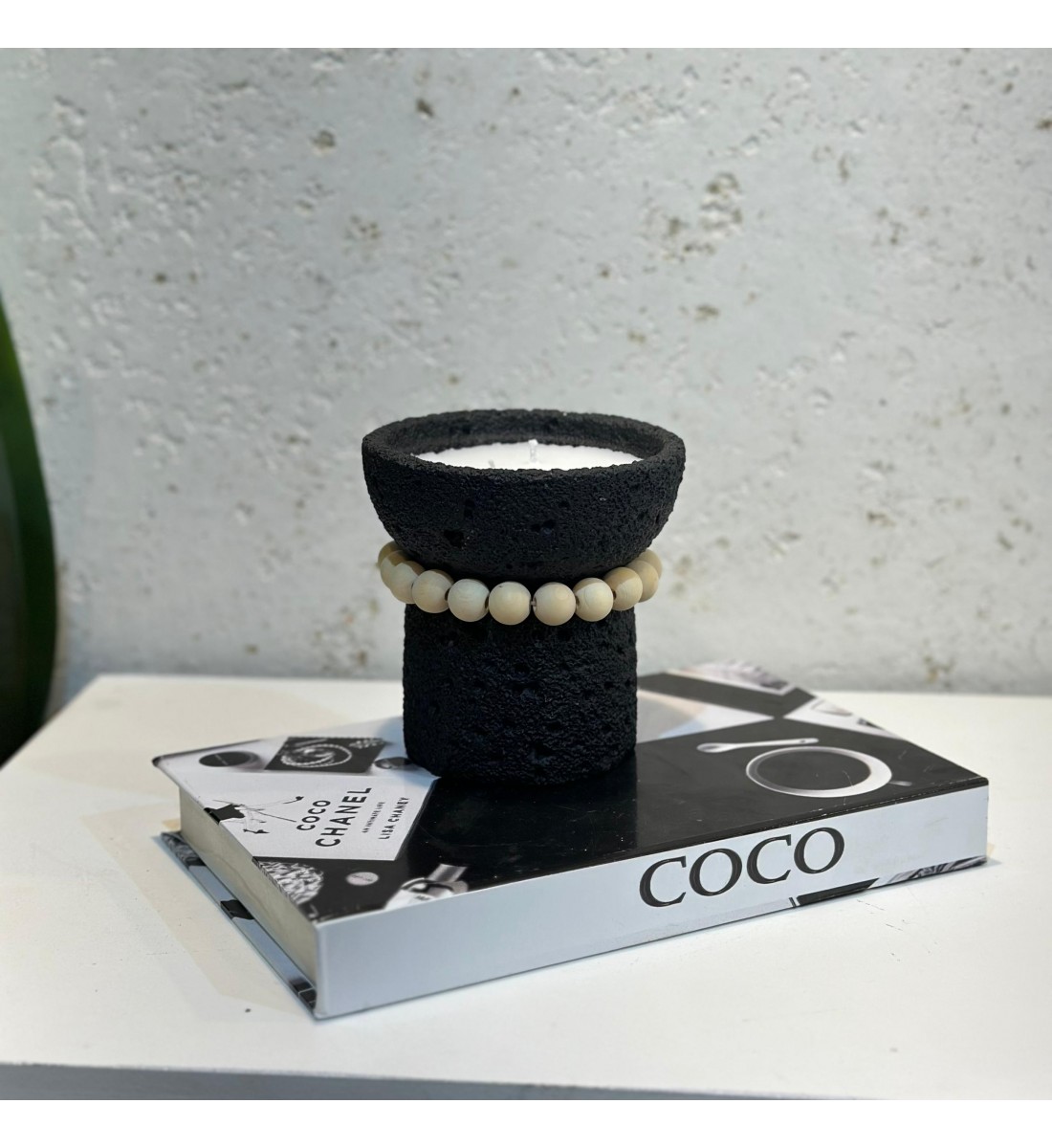 شمعه عطرية سيراميك اسود 12×12×12سم شمعه عطرية سيراميك اسود 12×12×12سم