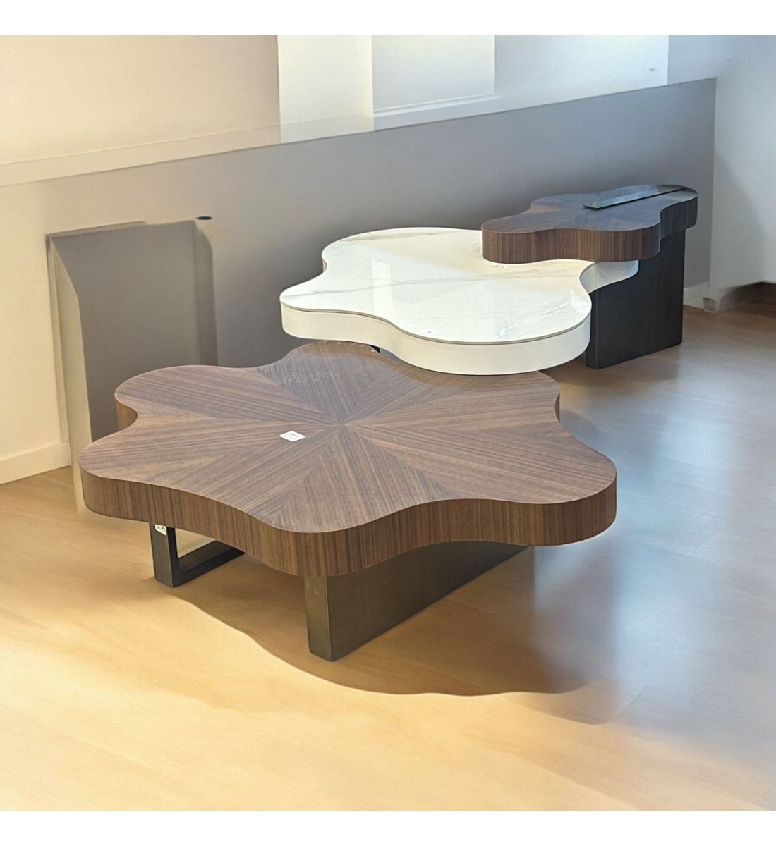 طقم طاولات قهوة 3 قطع من أوبيولينس طقم طاولات قهوة 3 قطع من أوبيولينس