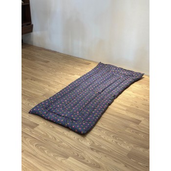 مدة شالكي عادي عده نقشات والوان (اللون غير محدد وقت الطلب شكرا لتفهمكم )