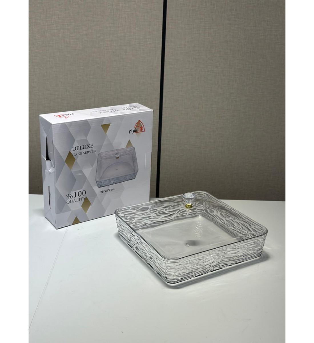 صينية تقديم اكريليك شفاف مربع 28×28×7سم صينية تقديم اكريليك شفاف مربع 28×28×7سم