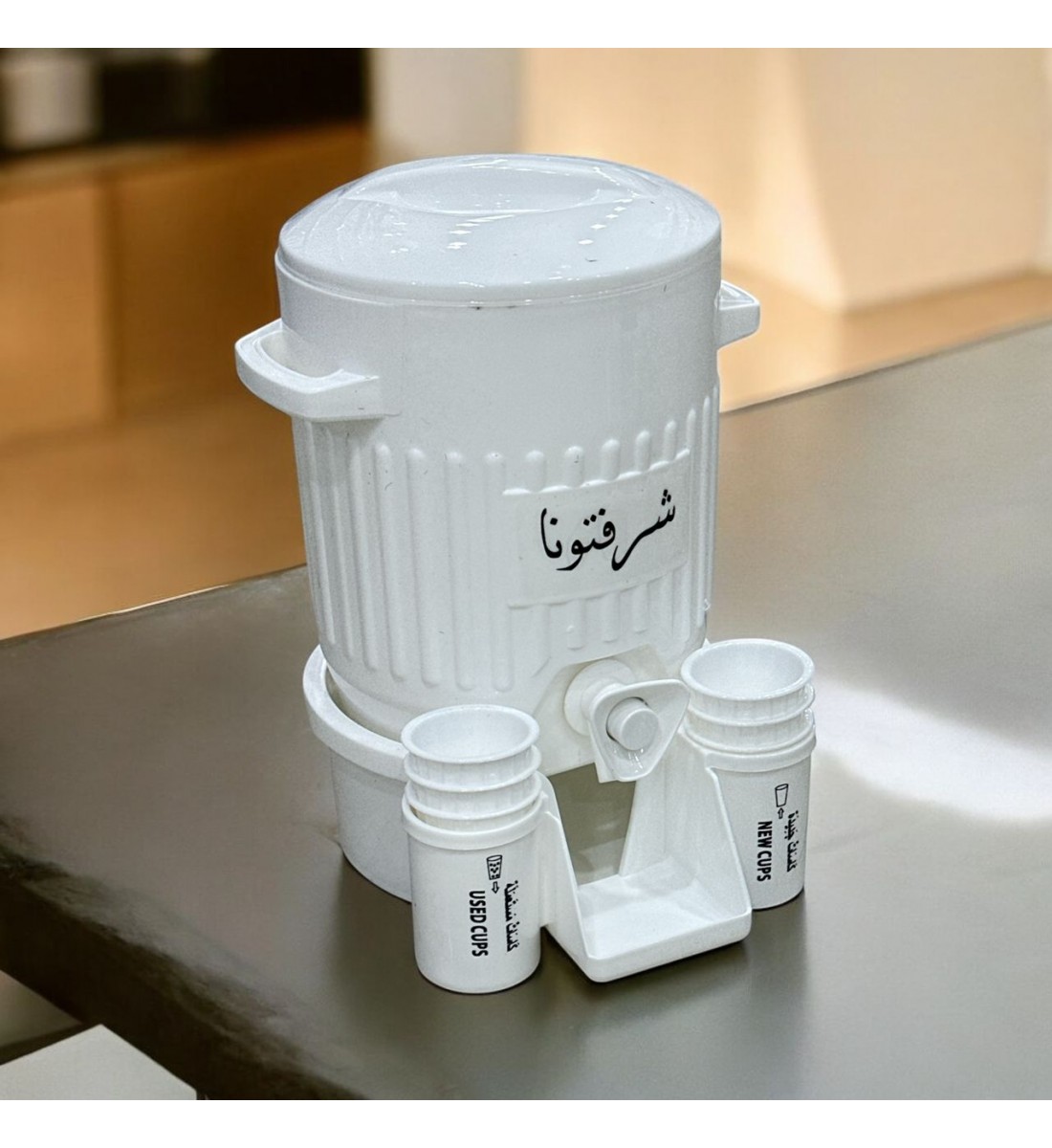 موزع مشروبات مع حامل وكاسات ابيض 2لتر 