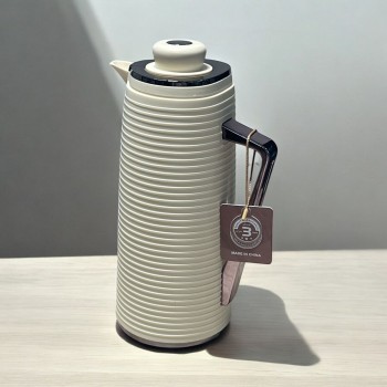 ترمس شاي بيح فاتح بمقبض اسود - 1 لتر -