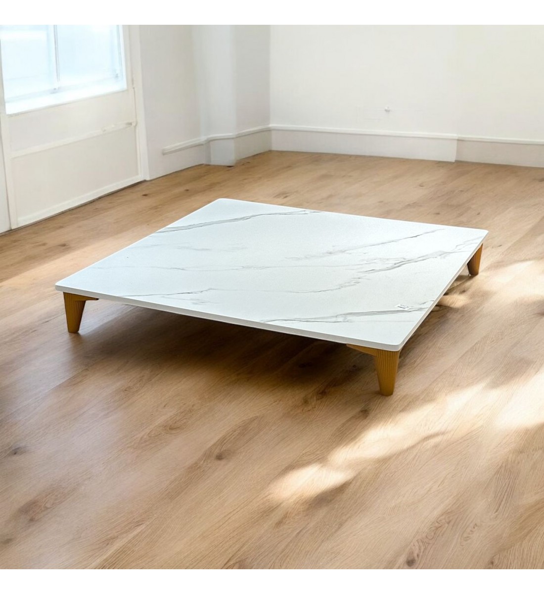 طاوله ارضي مفرد بديل الرخام  مربع  ابيض 100×100×14سم 