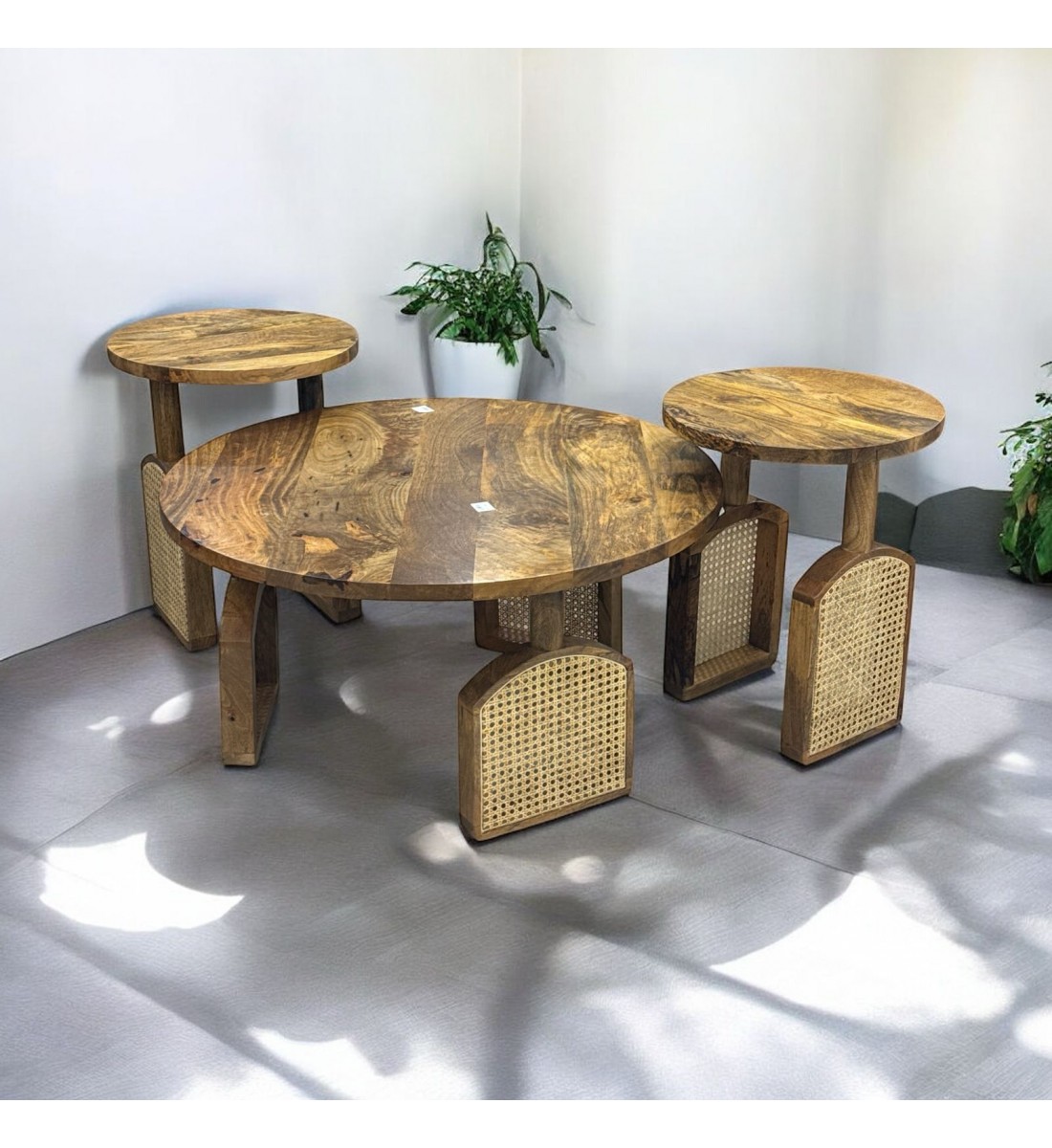 طاولة تقديم مع 2 جانبيه