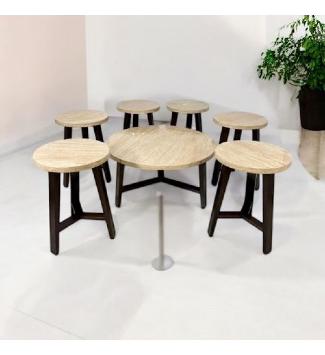 Serving table set with 6 sides