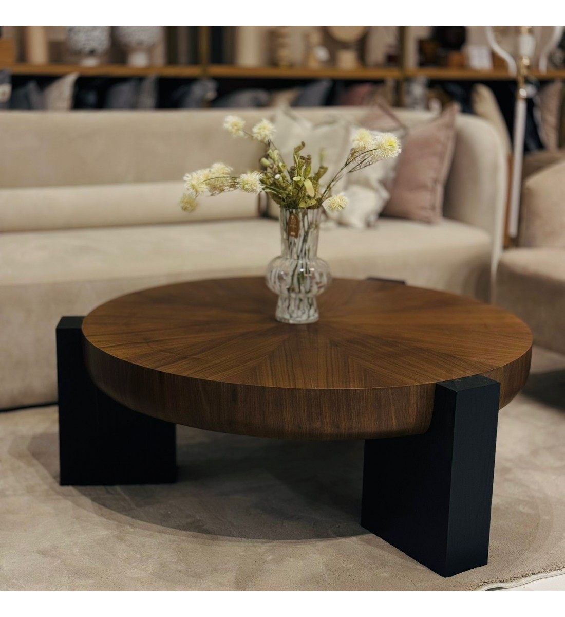 طاولة جانبية ساسينو - خشب قاعده اسود 115×42×115سم (منتج تفصيل ) طاولة جانبية ساسينو - خشب قاعده اسود 115×42×115سم (منتج تفصيل )