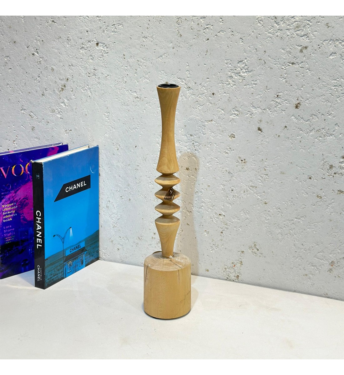 شمعدان خشب تصميم انيق 35×3×3سم 