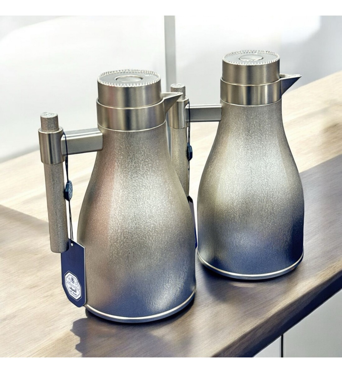 طقم ترمس اجوان فضي ذهبي  بلاستيك 2قطع 