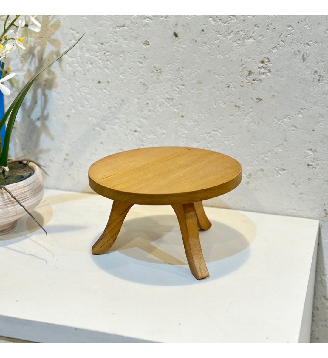 صينية تقديم من الخشب وقاعده خشب مقاس 20×20×12سم صينية تقديم من الخشب وقاعده خشب مقاس 20×20×12سم