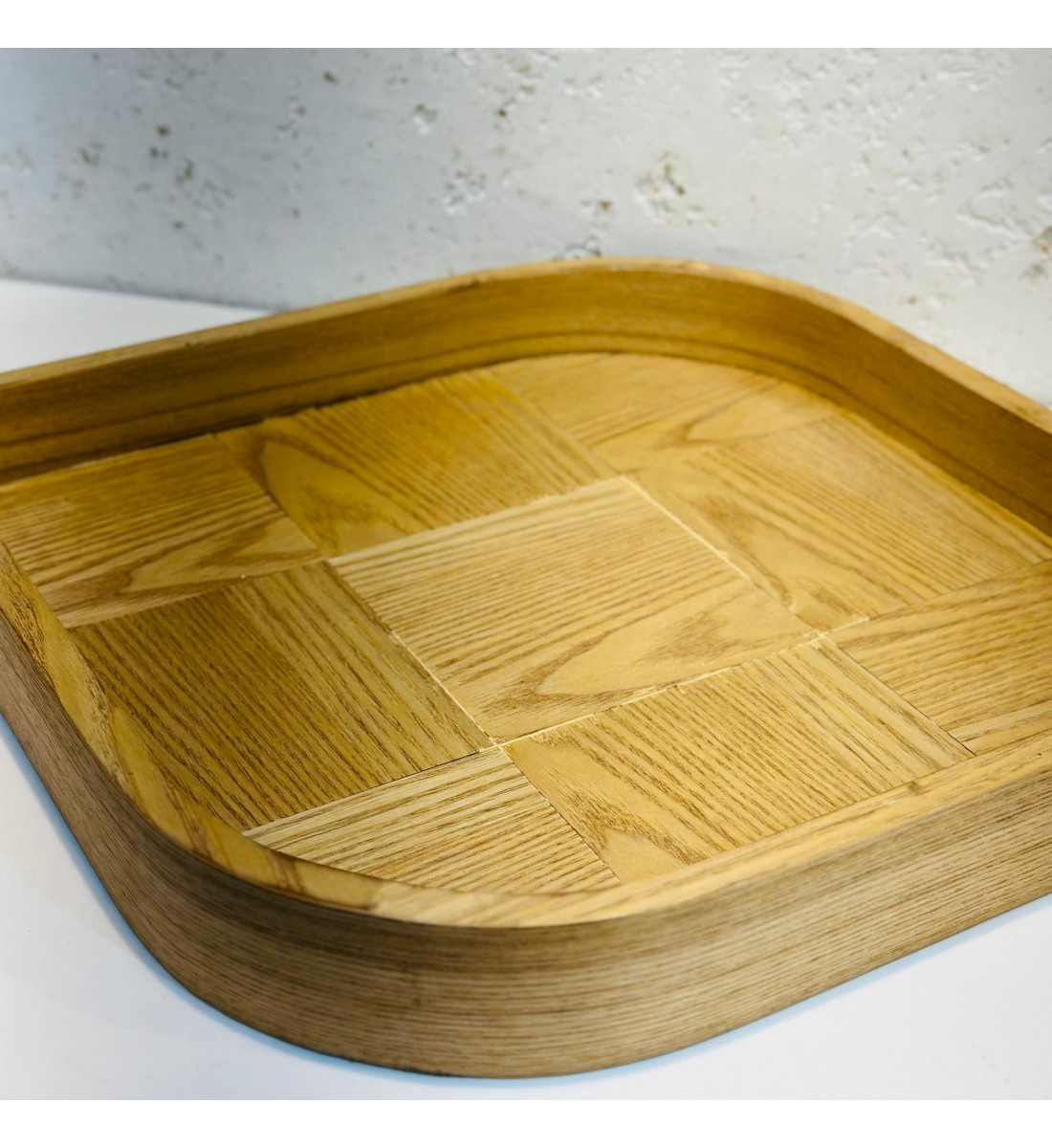 صينية تقديم من الخشب مقاس30×30×4سم صينية تقديم من الخشب مقاس30×30×4سم