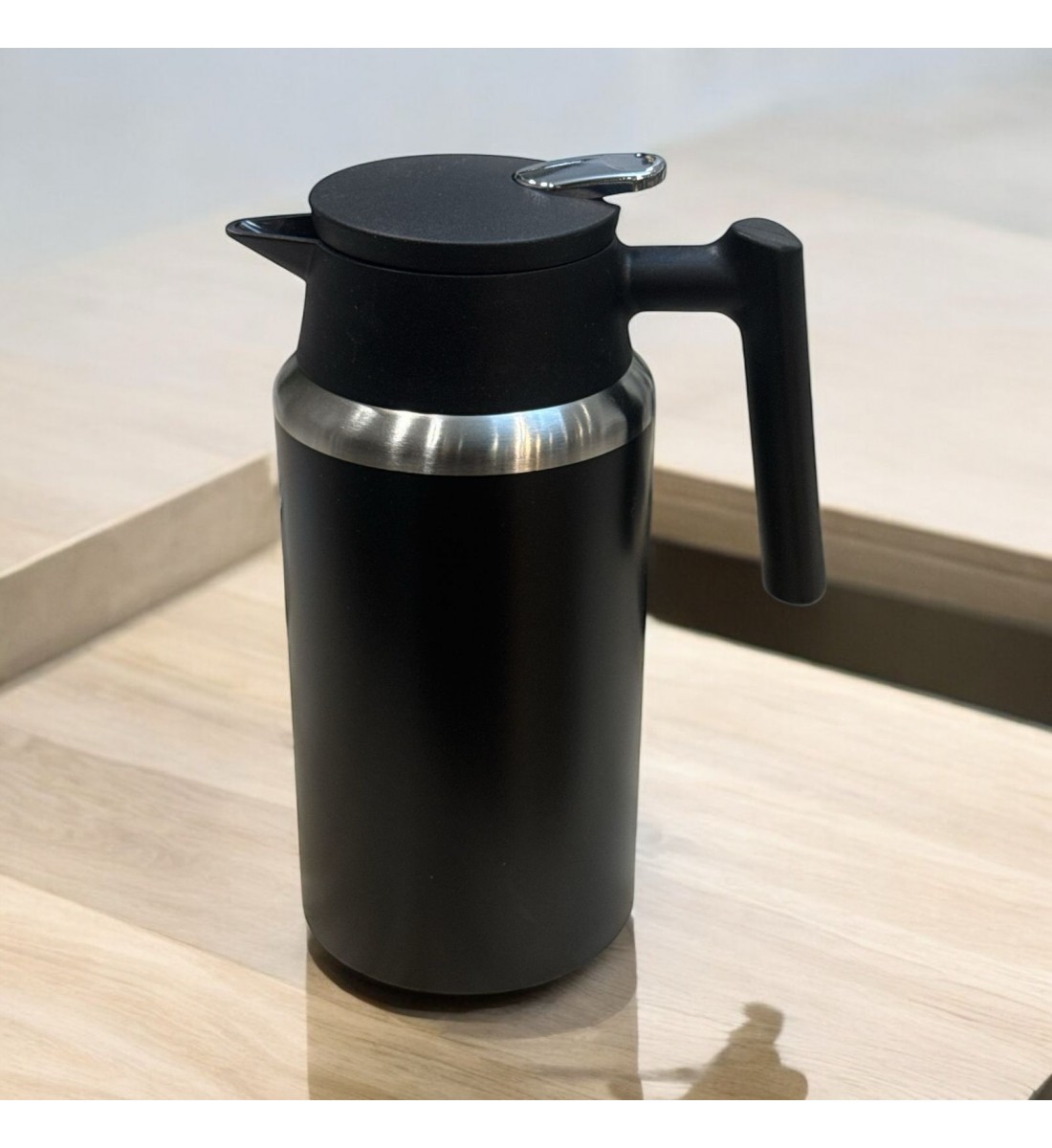 ترمس استيل اسود سعة 1200 مل