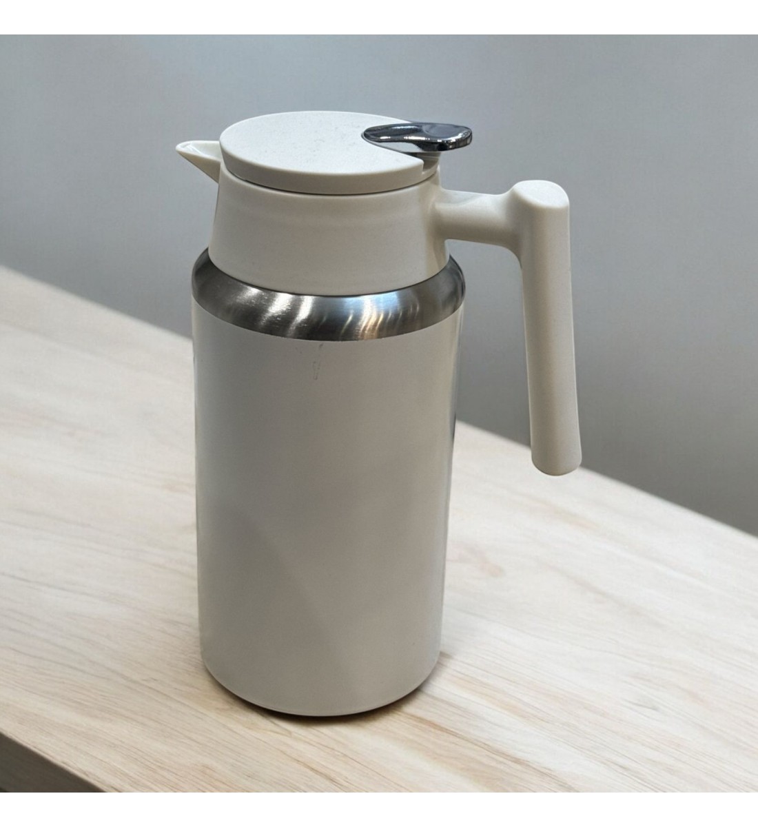 ترمس استيل ابيض سعة 1200 مل