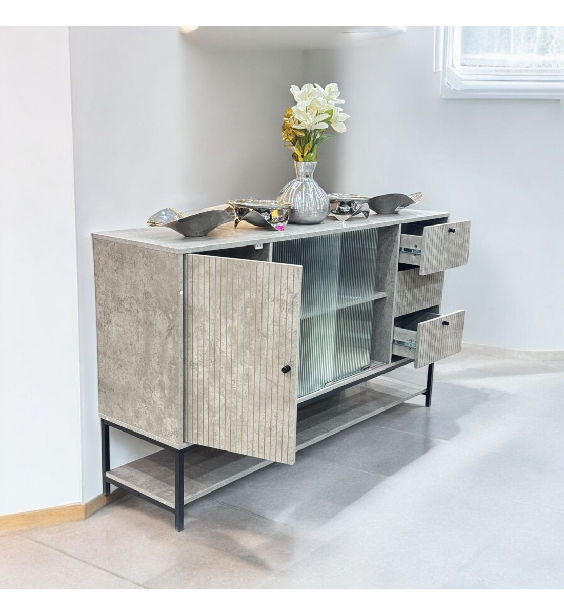 دولاب بوفيه رصاصي علي اسود مقاس 160 سم دولاب بوفيه رصاصي علي اسود مقاس 160 سم