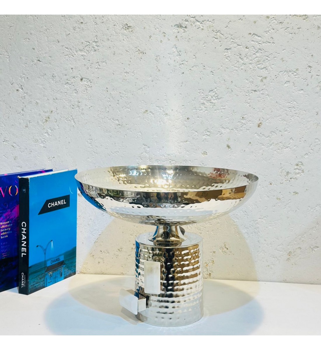 Stainless steel serving plate and base, size 20 x 20 x 19 cm