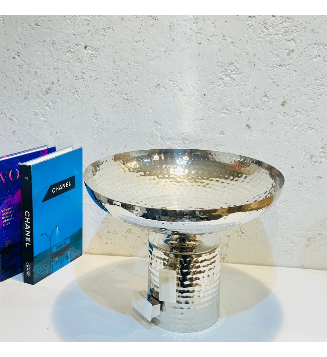 Stainless steel serving tray with base, size 25 x 25 x 20 cm