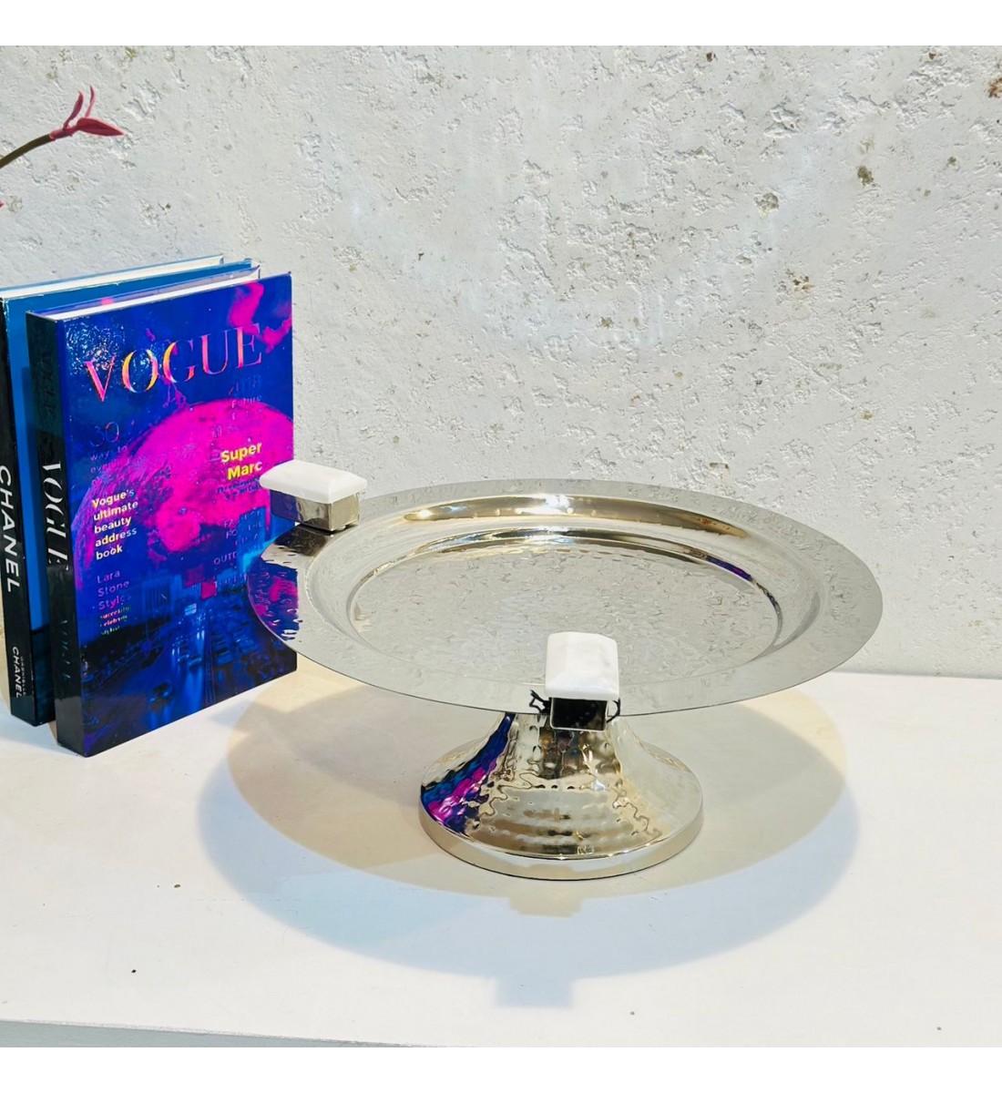 Stainless steel serving plate and base, size 28 x 28 x 12 cm
